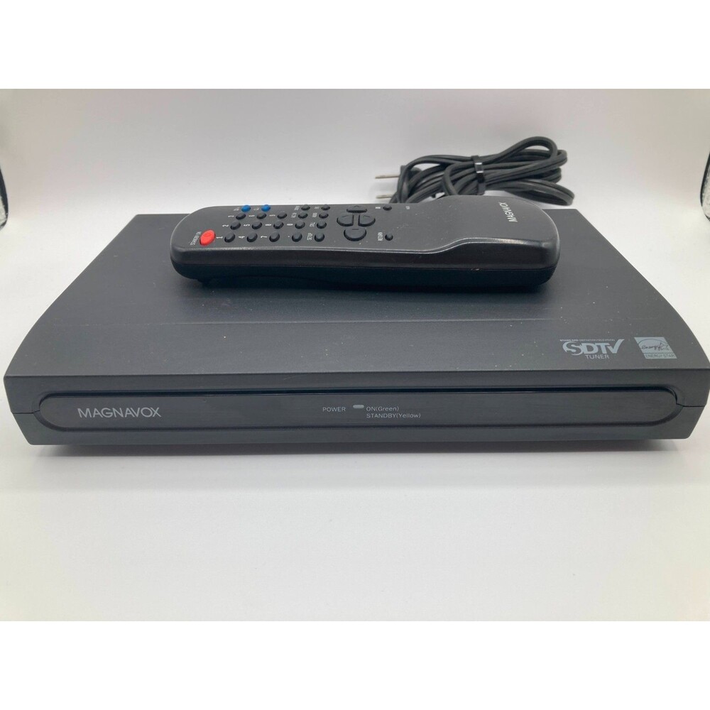 MAGNAVOX DTV Tuner MODEL NO. TB100MW9 with Remote